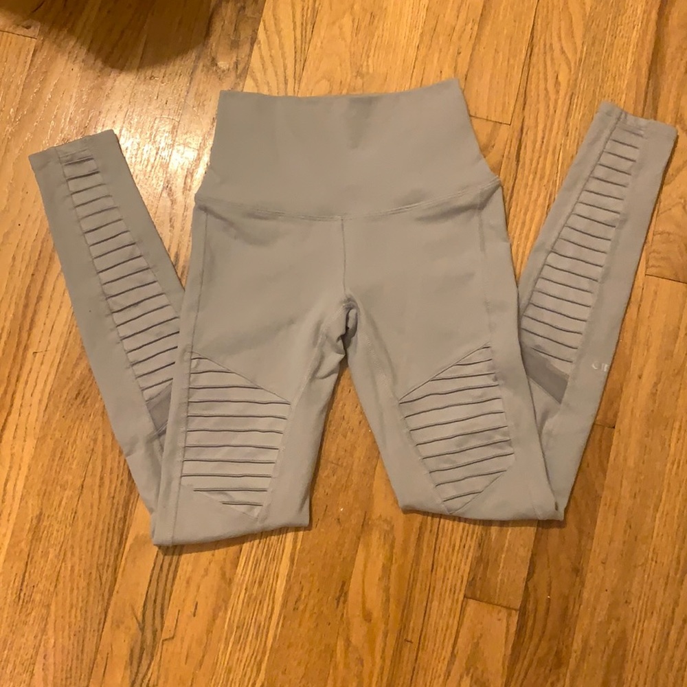 Alo Moto leggings
